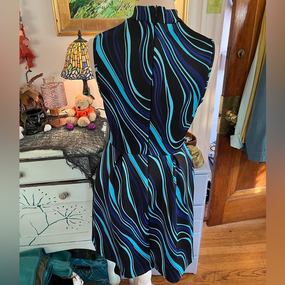 Kalijati Fit and Flare Dress L Black Blue Swirl Stretch Dressy Business VGUC - Picture 3 of 5